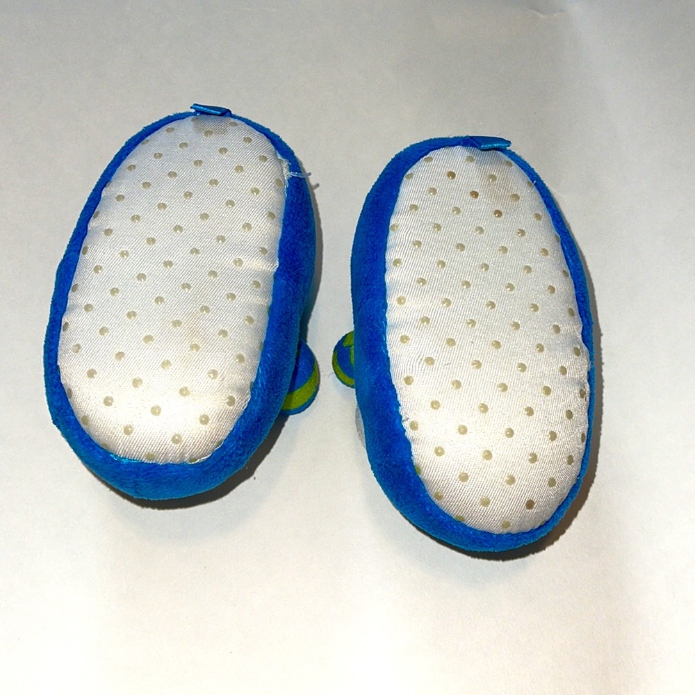 Baby Monster Slippers - Picture 2 of 2